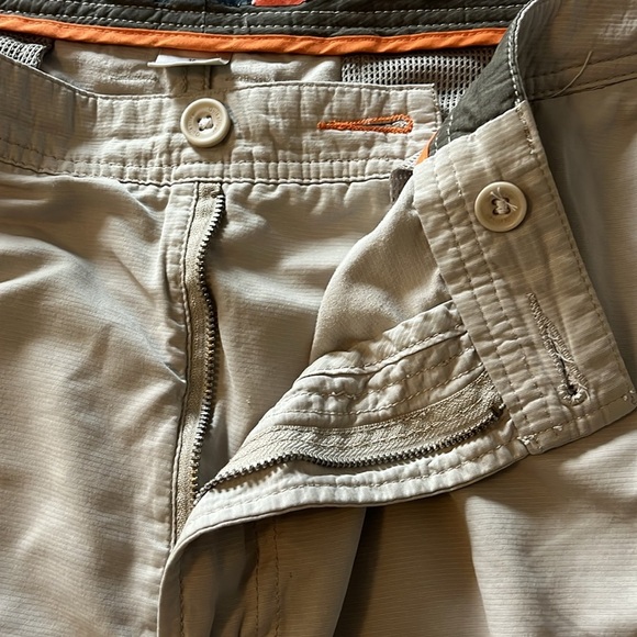 QUIKSILVER Khaki Cargo Shorts Adult 38Multi Pockets Flat Front Surf Beach Men - Picture 5 of 6